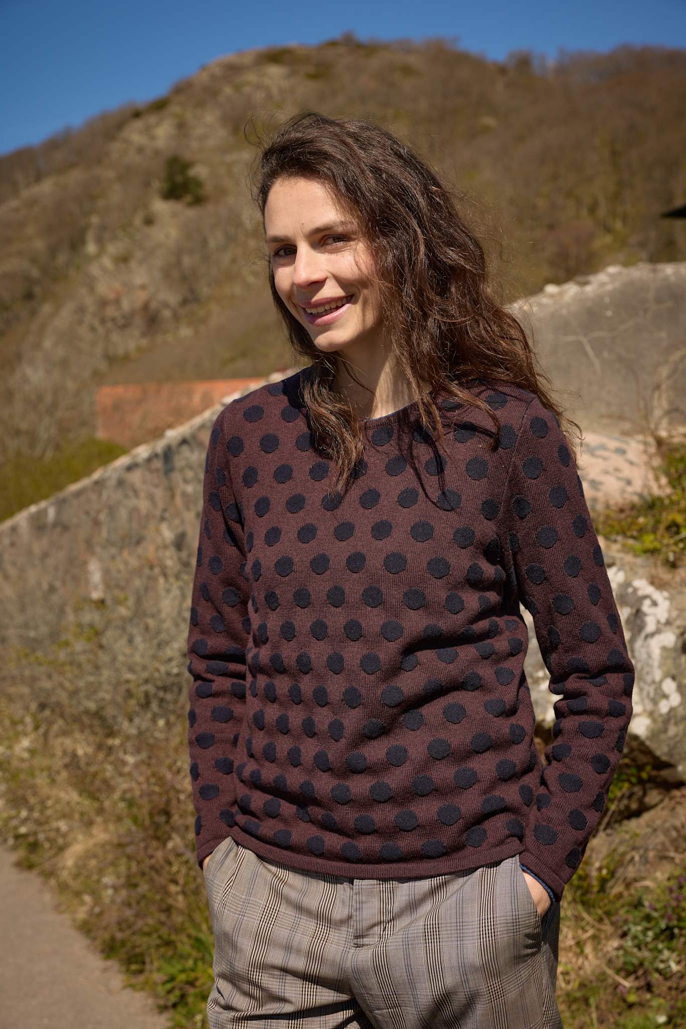 joan - dark brown