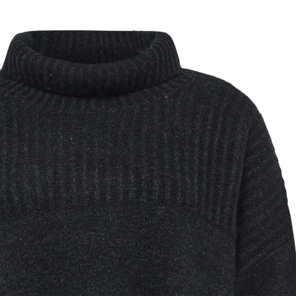 zaga - dark charcoal
